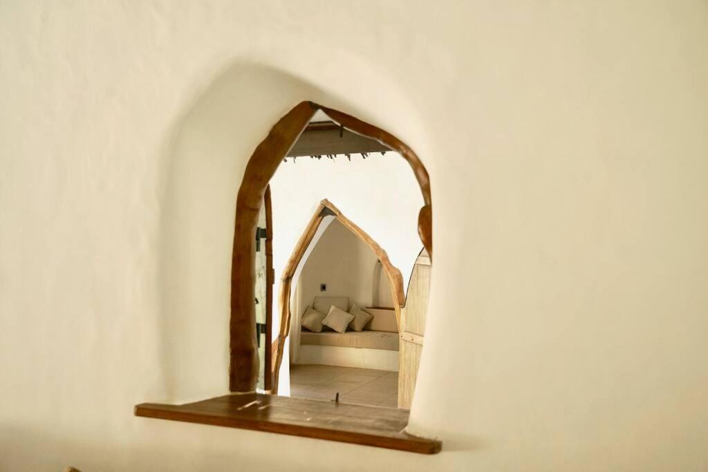Beach-Front Sumbawa Surf House Lemonga Bagian luar foto